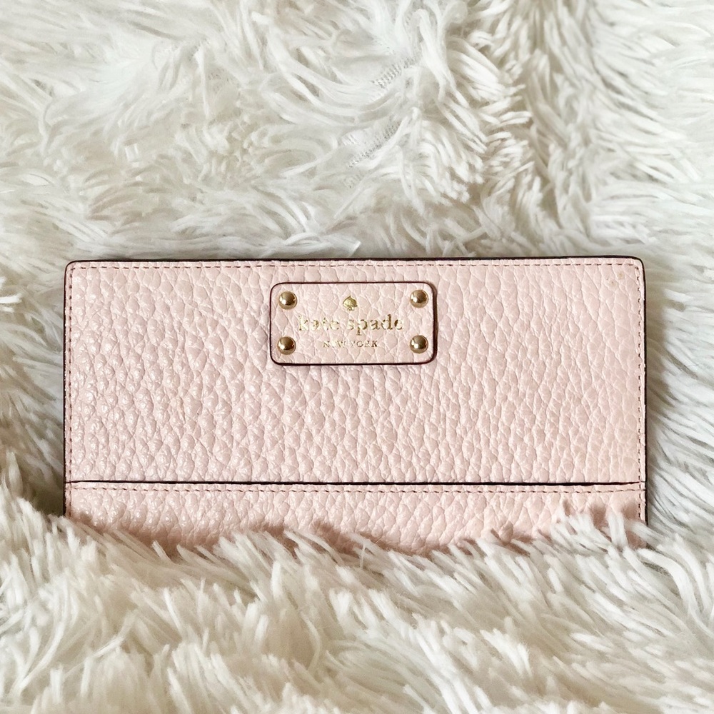 Kate Spade- soft pink Cameron st wallet - Picture 1 of 8